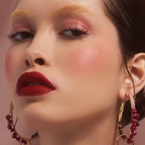 The Rise of Coloured Gemstones in Luxury Jewellery: Vibrant Designs Driving Demand Among Millennials and Beyond